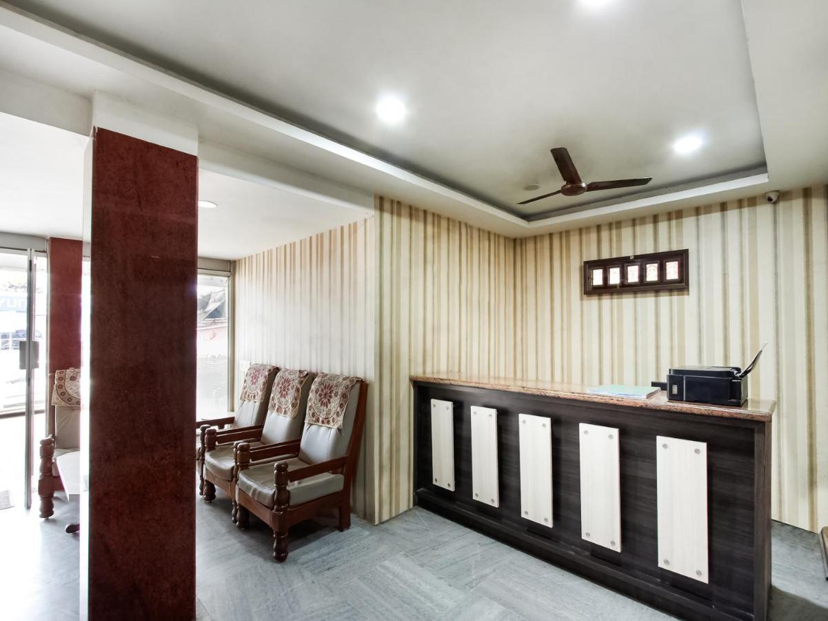 Spot On 43451 Hotel Sakunthala International ติรุนเนเวลี ภายนอก รูปภาพ