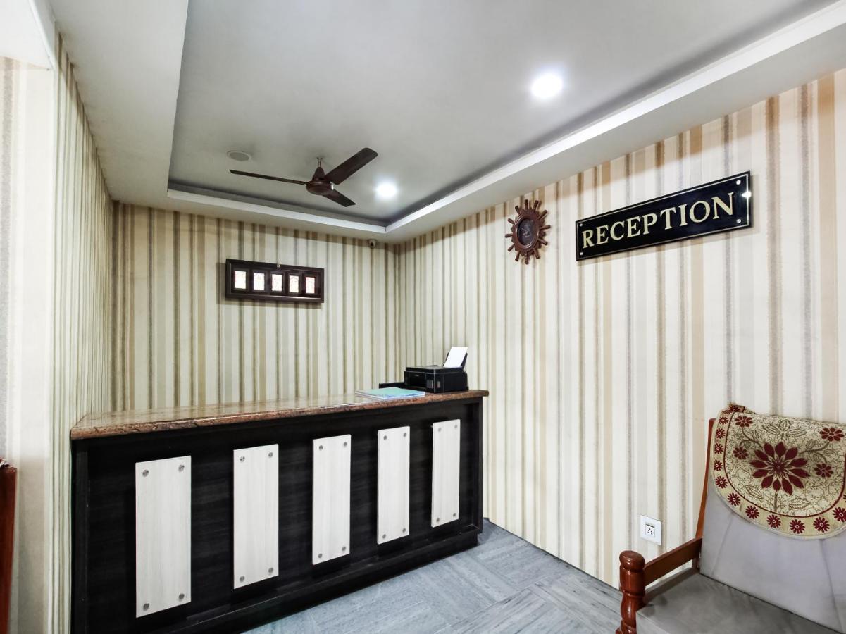Spot On 43451 Hotel Sakunthala International ติรุนเนเวลี ภายนอก รูปภาพ