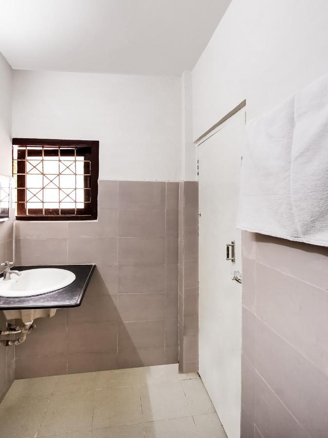 Spot On 43451 Hotel Sakunthala International ติรุนเนเวลี ภายนอก รูปภาพ