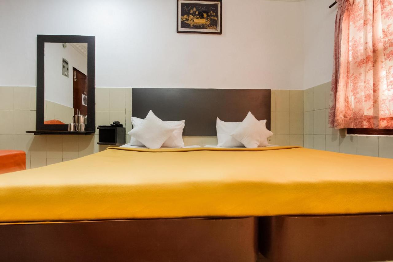 Spot On 43451 Hotel Sakunthala International ติรุนเนเวลี ภายนอก รูปภาพ